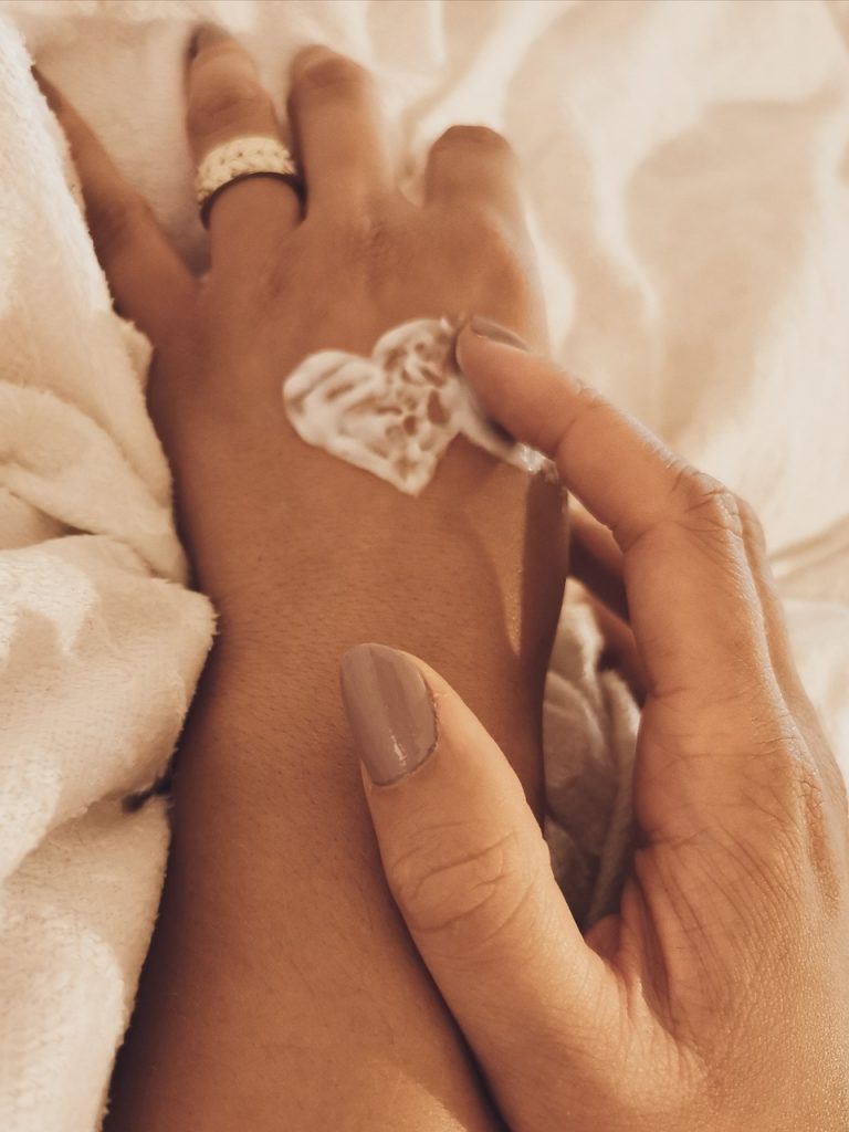 cream, beauty, wellness-6391400.jpg